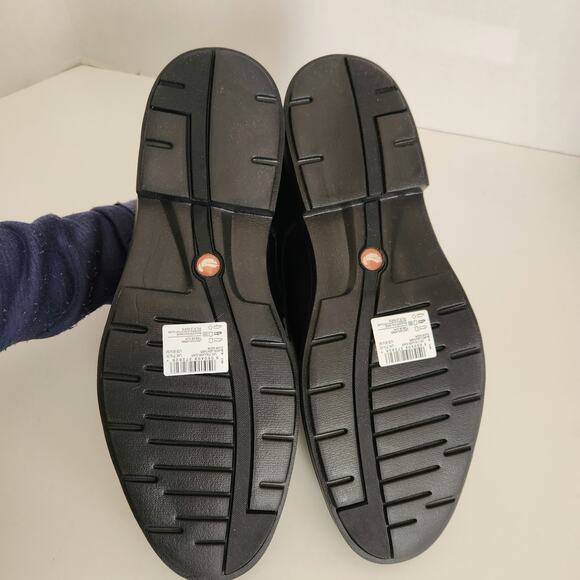 Clarks Un Tailor Cap Black Leather 8.5 D (M) main image 8